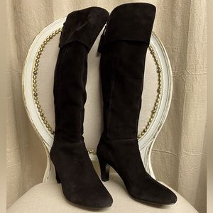 Bandolino Black Suede Boots
